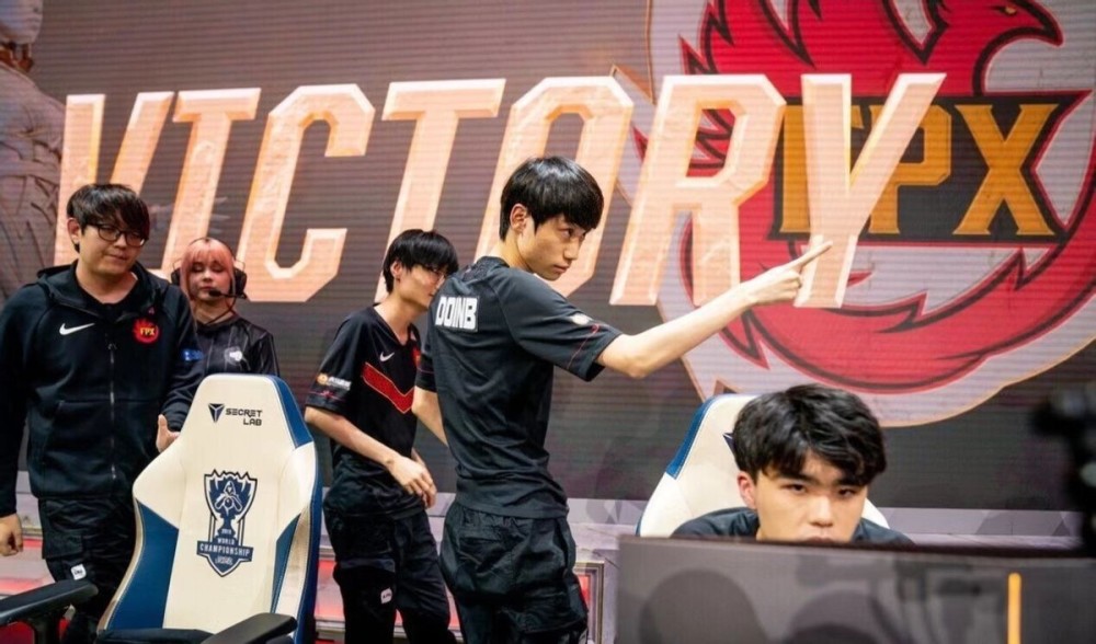 同联赛发光 同联赛发光