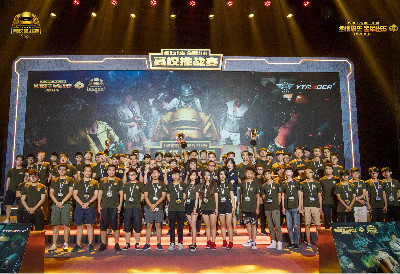 救球队于危 救球队于危